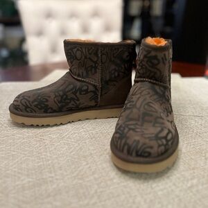 UGG Classic Street Grafitti Mini Boot- size 6, only wore 2 times.